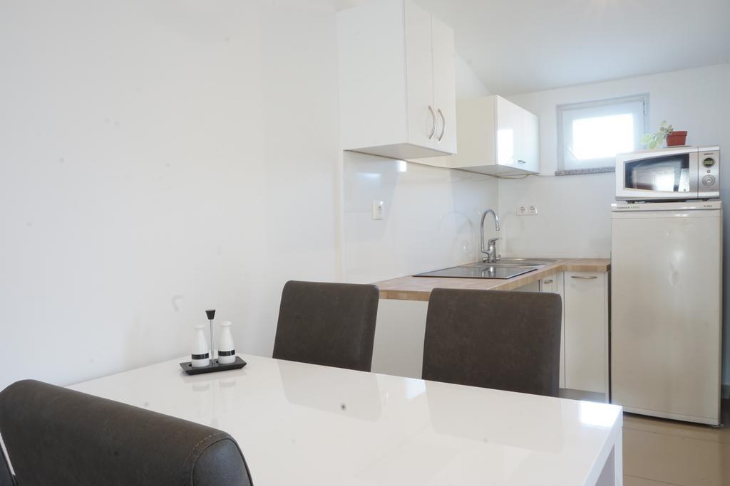 Apartment Fabijana Биоград-на-Мору Экстерьер фото